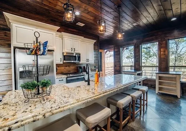 Photo 3 of Single family home for sale at 1216 Lake Ridge Ln, Broken Bow, OK 74728 | MLS# 1232067 | Listing updated on 2026-08-15