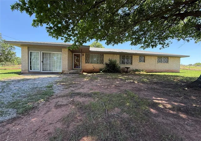Homes for sale in Asher, OK | 42001 Sh 39 Hwy, Asher, OK 74826 | MLS# 1232071
