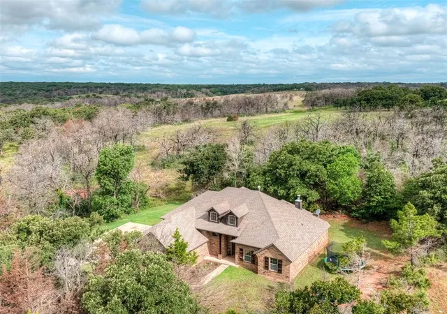 1st image of 22422 Flying Hawk Trl, Luther, OK 73054 | MLS# 1232099