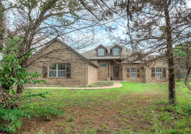 3rd image of 22422 Flying Hawk Trl, Luther, OK 73054 | MLS# 1232099
