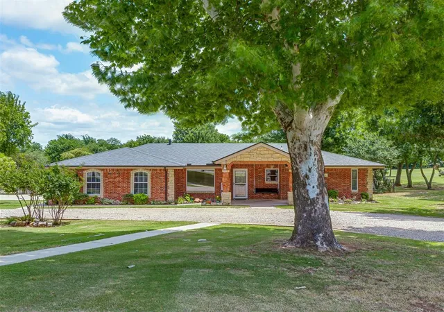 5th image of 3816 Princeton Ave, Edmond, OK 73034 | MLS# 1232104