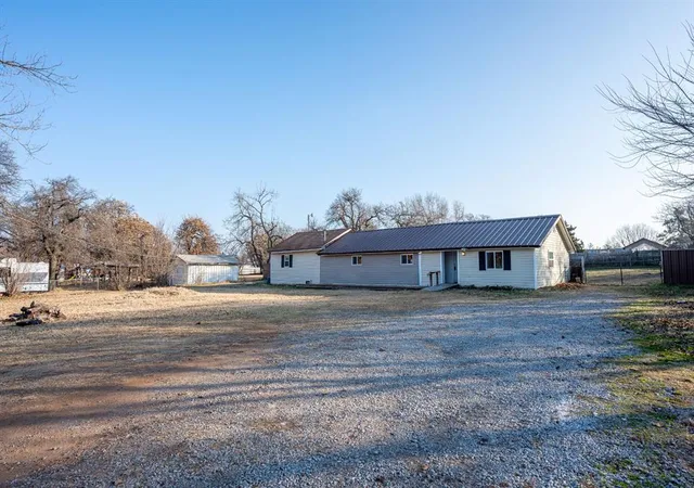 Homes for sale in Oklahoma City, OK | 520 S Friendly Rd, Oklahoma City, OK 73130 | MLS# 1232127