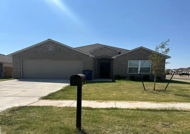 1st image of 1214 Chuck Wagon Dr, El Reno, OK 73036 | MLS# 1232169