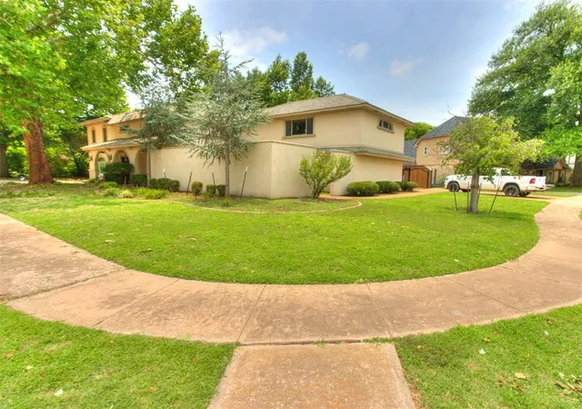3rd image of 1822 Brookhaven Blvd, Norman, OK 73072 | MLS# 1232188