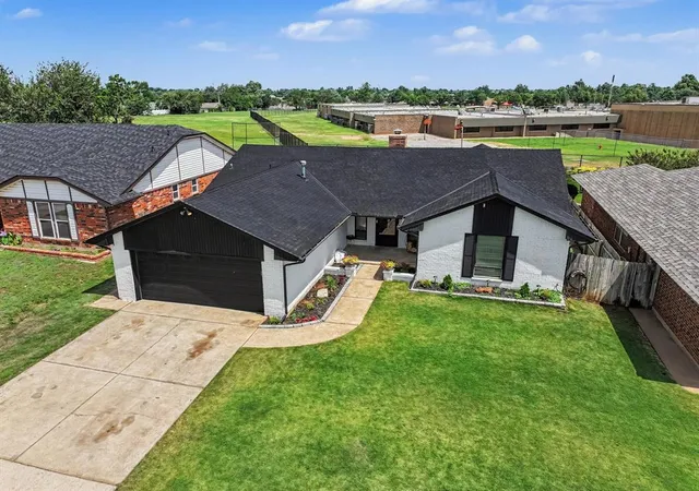 Photo 2 of Single family home for sale at 4925 SE 58th Street, Oklahoma City, OK 73135 | MLS# 1232222 | Listing updated on 2026-08-01