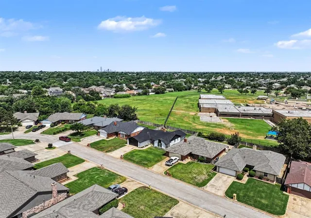 Photo 1 of Single family home for sale at 4925 Se 58th Street, Oklahoma City, OK 73135 | MLS# 1232222 | Listing updated on 2026-08-01