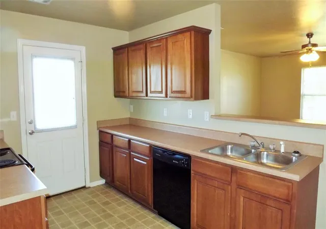 Photo 3 of Single family home for sale at 4500 Se 77th Street, Oklahoma City, OK 73135 | MLS# 1232227 | Listing updated on 2026-08-07