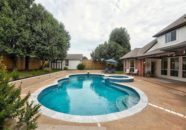2nd image of 2601 Stratton Dr, Edmond, OK 73013 | MLS# 1232234