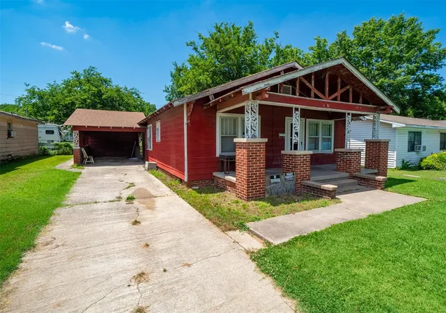 Homes for sale in Wewoka, OK | 1021 S Ocheese St, Wewoka, OK 74884 | MLS# 1232247