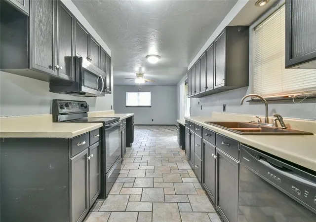1st image of 3900 Overland Dr, Oklahoma City, OK 73115 | MLS# 1232252