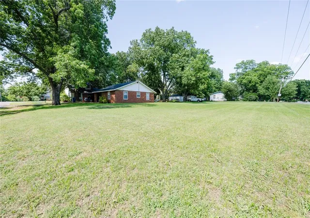 Homes for sale in Wynnewood, OK | 405 S Clayton Ave, Wynnewood, OK 73098 | MLS# 1232260