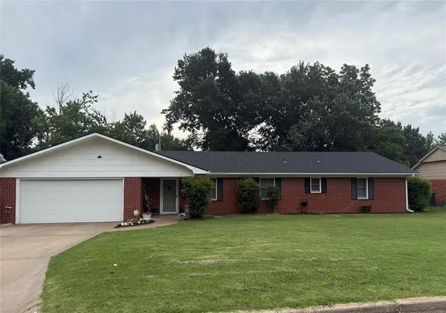 1st image of 1917 N Minnesota Ave, Shawnee, OK 74804 | MLS# 1232271