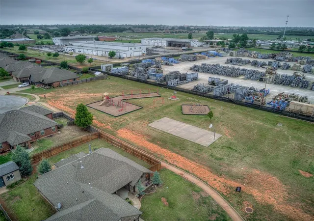 49th image of 713 Red River Dr, Yukon, OK 73099 | MLS# 1232298