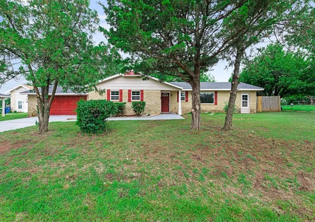 5th image of 1223 E Vilas Ave, Guthrie, OK 73044 | MLS# 1232321