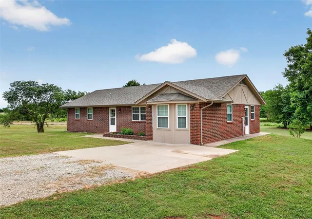 Homes for sale in Chandler, OK | 900961 Gibson Pl, Chandler, OK 74834 | MLS# 1232359