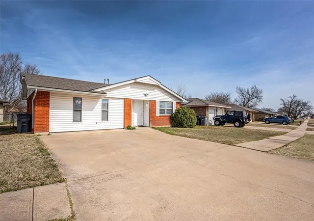 Homes for sale in Lawton, OK | 6419 Nw Arrowhead Dr, Lawton, OK 73505 | MLS# 1232360