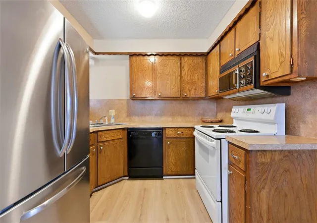 5th image of 6419 Nw Arrowhead Dr, Lawton, OK 73505 | MLS# 1232360
