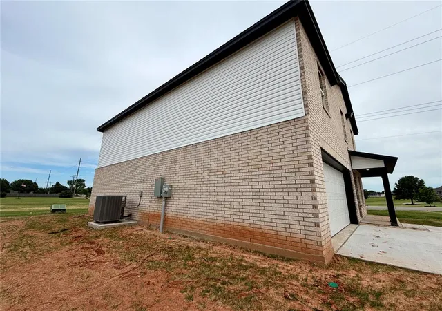 image of 3901 Northridge Rd, Shawnee, OK 74804 | MLS# 1232376