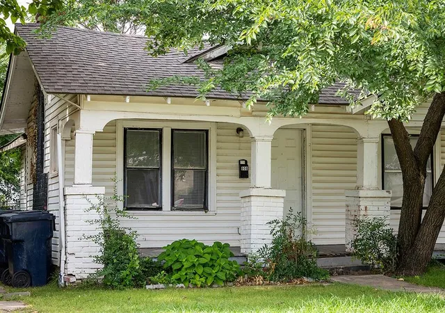 Photo 3 of Single family home for sale at 908 Nw 25th Street, Oklahoma City, OK 73106 | MLS# 1232394 | Listing updated on 2026-07-22