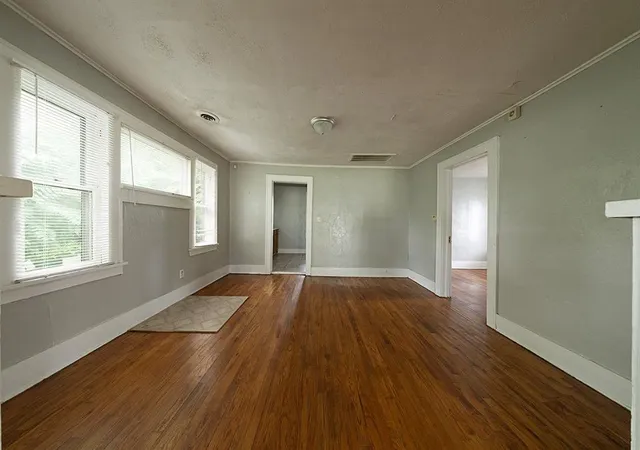 Photo 4 of Single family home for sale at 908 NW 25th Street, Oklahoma City, OK 73106 | MLS# 1232394 | Listing updated on 2026-07-22