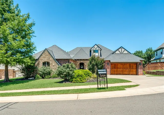 Photo 2 of Single family home for sale at 2709 Stetson Dr, Edmond, OK 73034 | MLS# 1232399 | Listing updated on 2026-10-07