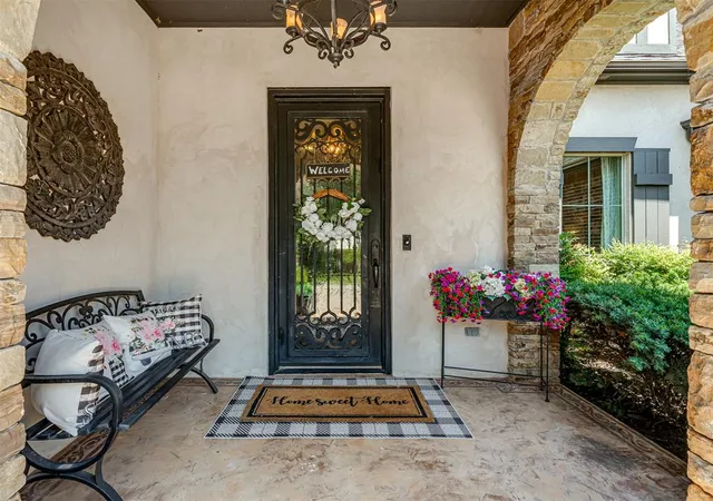 Photo 4 of Single family home for sale at 2709 Stetson Dr, Edmond, OK 73034 | MLS# 1232399 | Listing updated on 2026-10-09