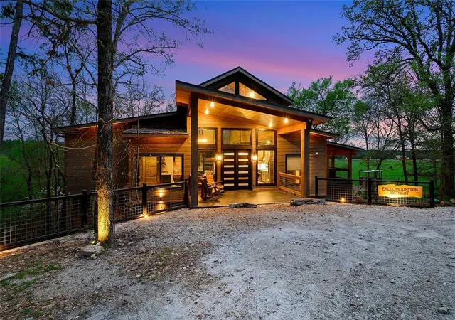 Photo 1 of Single family home for sale at 816 S Eagle Mountain Trl, Broken Bow, OK 74728 | MLS# 1232431 | Listing updated on 2026-07-31