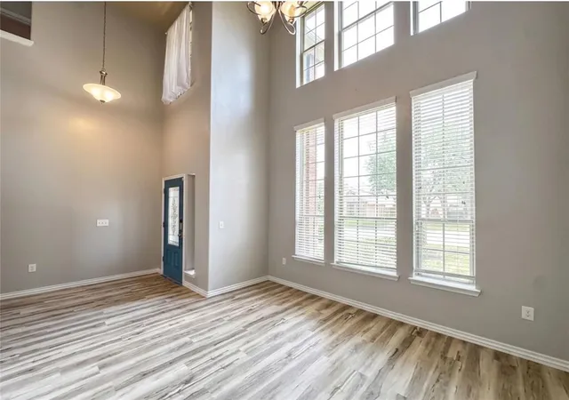 3rd image of 11016 Sw 39Th Ct, Mustang, OK 73064 | MLS# 1232444