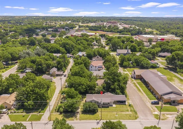 Homes for sale in Sulphur, OK | 1126 W 12th St, Sulphur, OK 73086 | MLS# 1232447