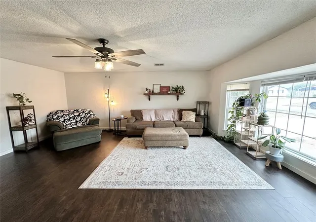 Photo 4 of Single family home for sale at 3 Rock Holw Rd, Shawnee, OK 74804 | MLS# 1232481 | Listing updated on 2026-07-14