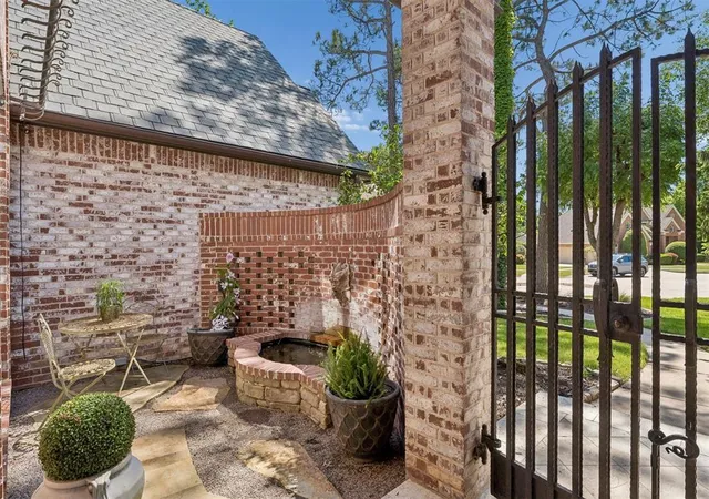 4th image of 4601 Westbury Ct, Norman, OK 73072 | MLS# 1232501