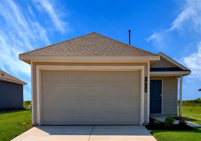 Photo 1 of Single family home for sale at 1910 Redbud Way, El Reno, OK 73036 | MLS# 1232505 | Listing updated on 2026-08-25