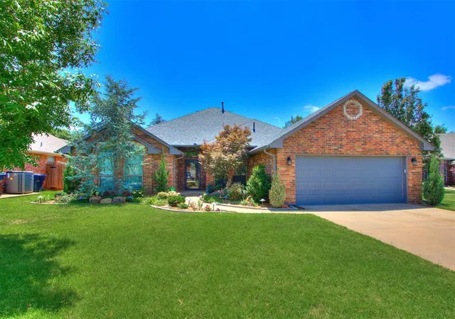 Homes for sale in Oklahoma City, OK | 7528 Nw 133rd St, Oklahoma City, OK 73142 | MLS# 1232506