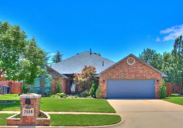 Homes for sale in Oklahoma City, OK | 7528 Nw 133Rd St, Oklahoma City, OK 73142 | MLS# 1232506