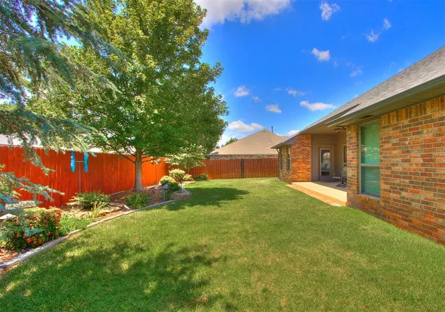 Homes for sale in Oklahoma City, OK | 7528 Nw 133rd St, Oklahoma City, OK 73142 | MLS# 1232506