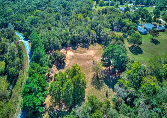 4th image of 414 Hoffman Dr Dr, Norman, OK 73026 | MLS# 1232512