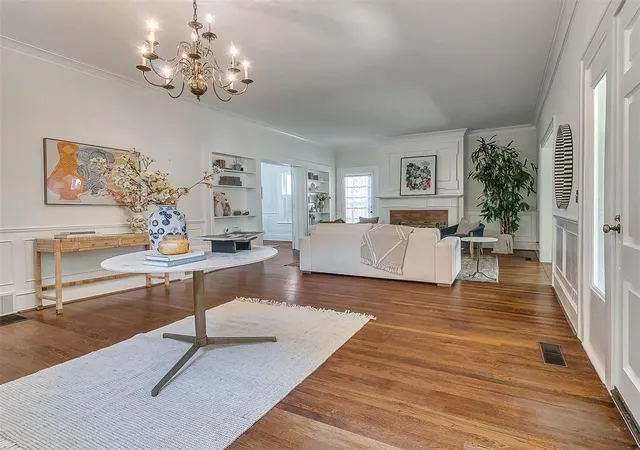 Photo 3 of Single family home for sale at 307 NW 19th Street, Oklahoma City, OK 73103 | MLS# 1232524 | Listing updated on 2026-10-28