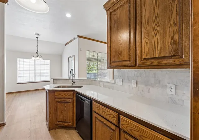 Photo 4 of Single family home for sale at 2613 Jefferson Dr, Moore, OK 73160 | MLS# 1232529 | Listing updated on 2026-08-20