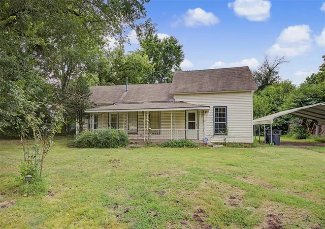 Homes for sale in Lexington, OK | 222 W Ash St, Lexington, OK 73051 | MLS# 1232534