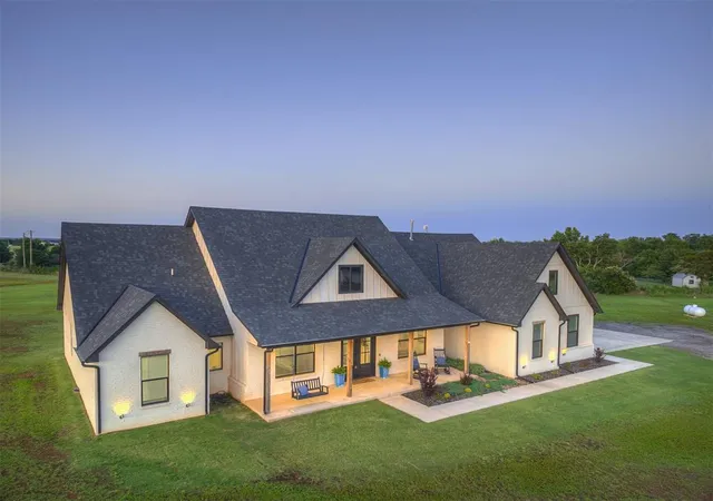 Homes for sale in Cashion, OK | 19000 Bobcat Ridge, Cashion, OK 73016 | MLS# 1232556