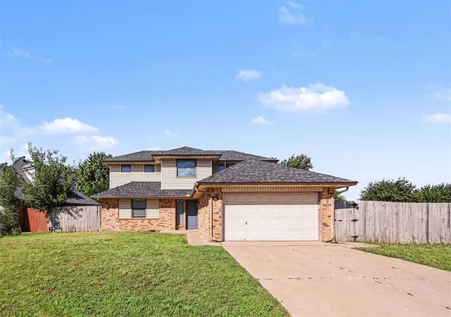 Homes for sale in Moore, OK | 2441 E Hills Dr, Moore, OK 73160 | MLS# 1232593