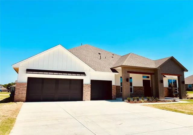 Homes for sale in Newcastle, OK | 4100 Blue Ridge Ave, Newcastle, OK 73072 | MLS# 1232613