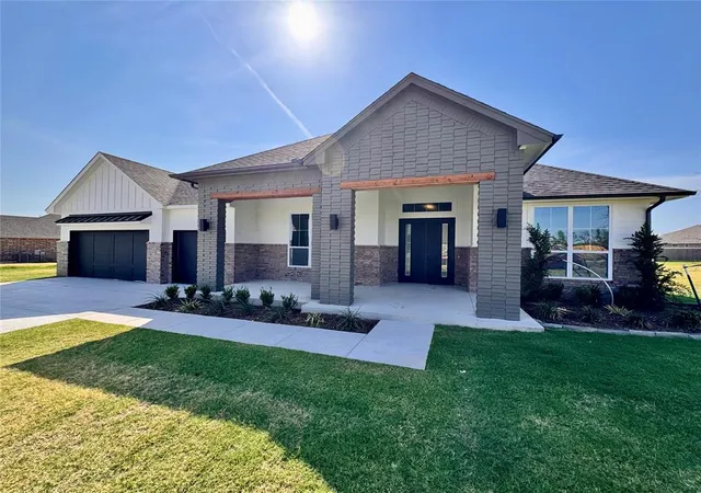 2nd image of 4100 Blue Ridge Ave, Norman, OK 73072 | MLS# 1232613