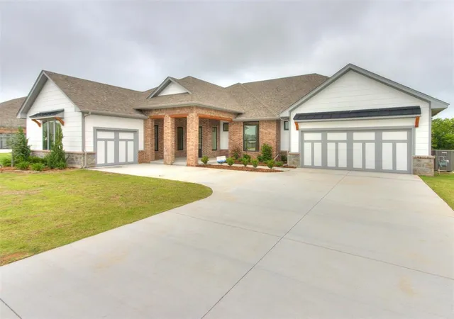 2nd image of 4025 Great Redwood Rd, Newcastle, OK 73072 | MLS# 1232614