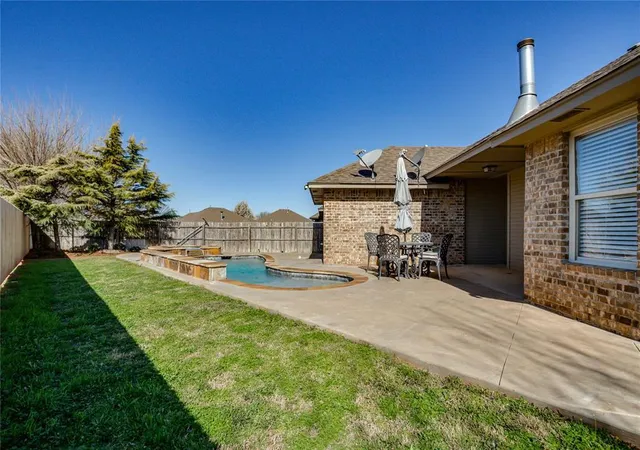 45th image of 202 N Westminster Wy, Mustang, OK 73064 | MLS# 1232637