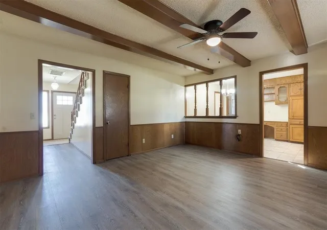 Photo 3 of Single family home for sale at 2912 N Santa Fe Ave, Moore, OK 73160 | MLS# 1232655 | Listing updated on 2026-08-26