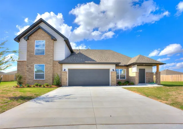 Homes for sale in Newcastle, OK | 1671 Bloomington Ct, Newcastle, OK 73065 | MLS# 1232674