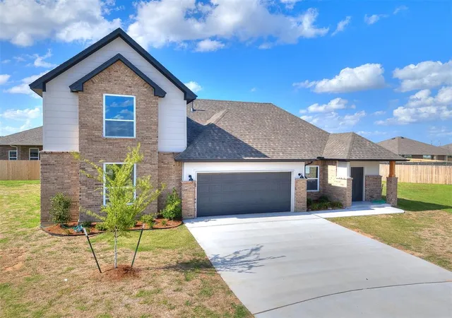 Homes for sale in Newcastle, OK | 1671 Bloomington Ct, Newcastle, OK 73065 | MLS# 1232674
