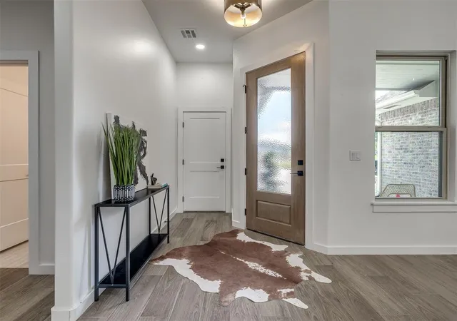 Photo 3 of Single family home for sale at 10925 Sandstone Ridge Way, Guthrie, OK 73044 | MLS# 1232710 | Listing updated on 2026-10-08