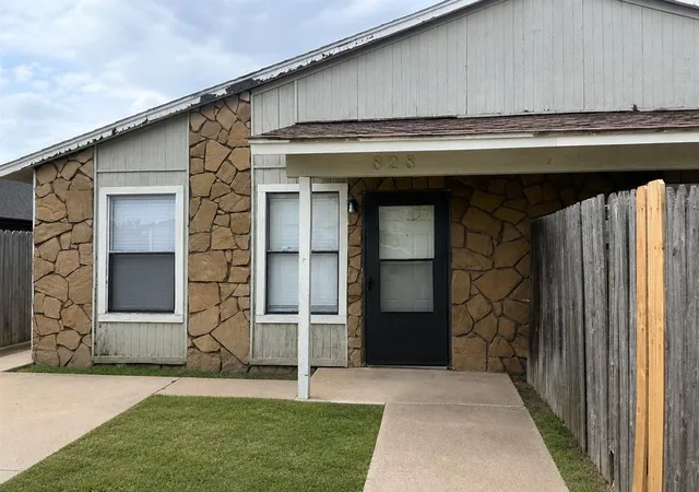 Photo 2 of Multi family home for sale at 828 Nw 113th Street, Oklahoma City, OK 73114 | MLS# 1232741 | Listing updated on 2026-08-14